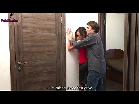 ❤️ Sexy Realtor သည် သူမ၏ တိုက်ခန်းကို ရောင်းနေစဉ် သူမ၏ ဖင်ပေါက်များကို ကာမစိတ်ဖြင့် လှုပ်ယမ်းနေသည် - Krempai ❤️❌ Sex video မှာ ငါတို့မှာ ❌